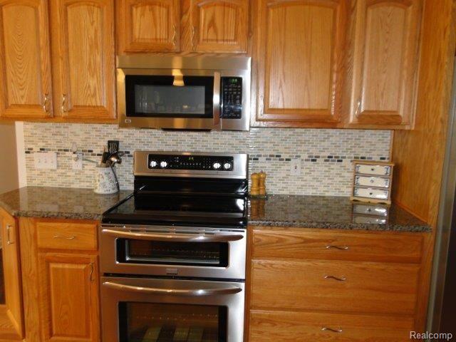 2224 Pheasant Rdg Court Lapeer, MI 48446 - Photo 13 of 44 All New Appliances