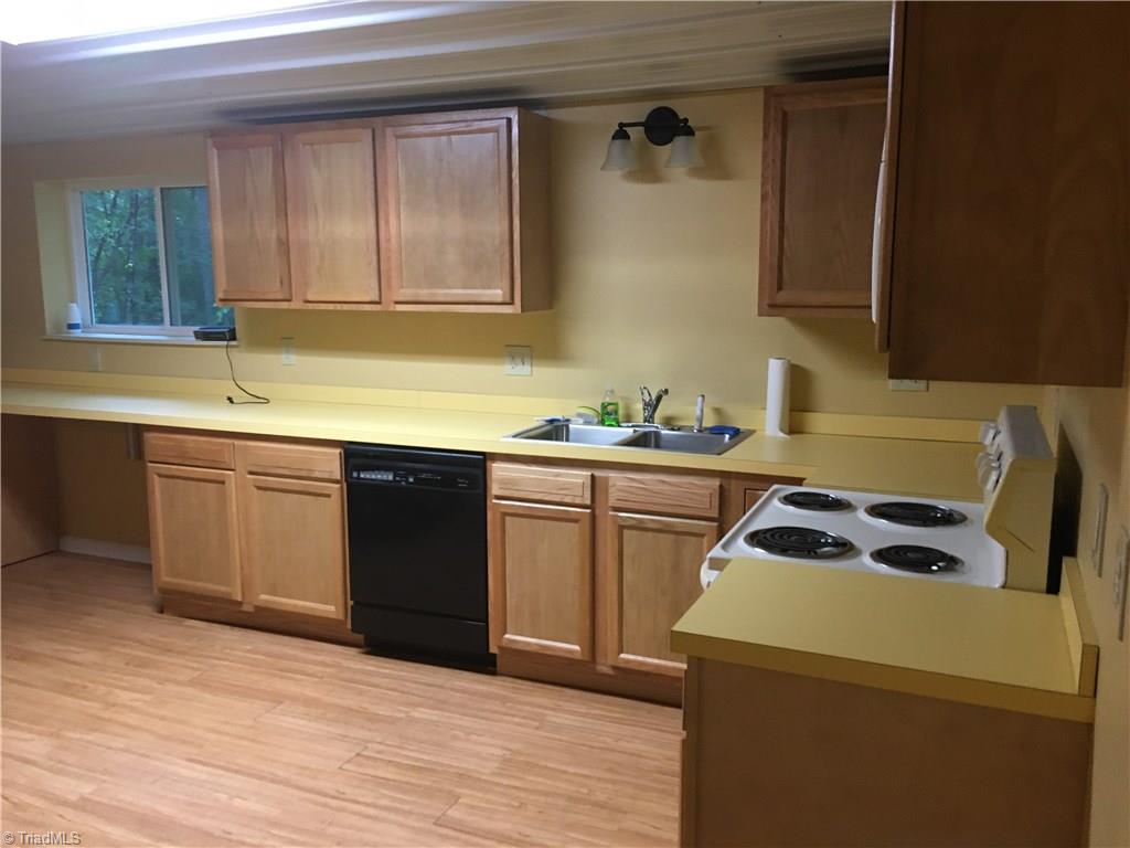 410 Dulin Road Mocksville, NC 27028 - Photo 8 of 23 Gallery Image 8