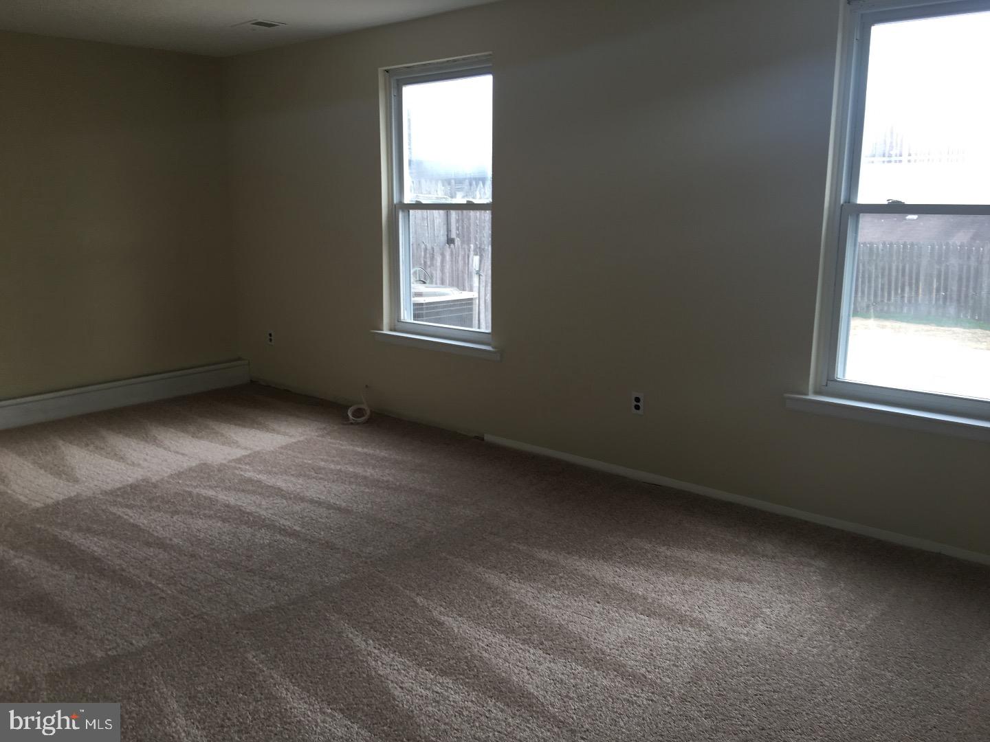 1712 Manor Place Laurel Springs, NJ 08021 - Photo 6 of 11 Gallery Image 6