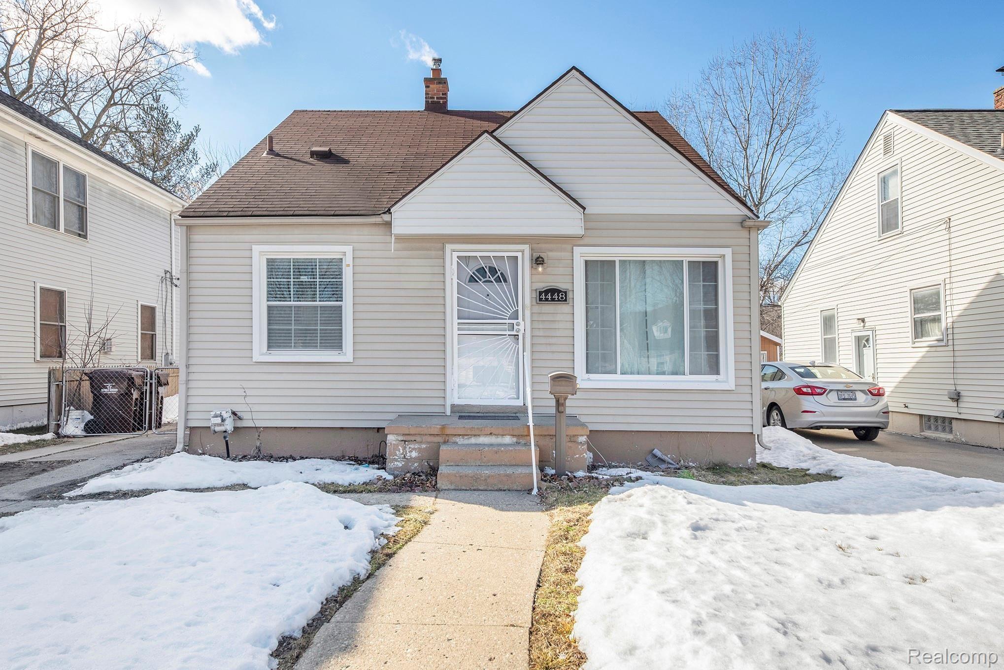 4448 Howe Road Wayne, MI 48184 - Photo 2 of 25 2S4A8778.jpg