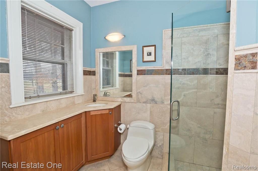 17615 Hamilton Road Detroit, MI 48203 - Photo 49 of 58
