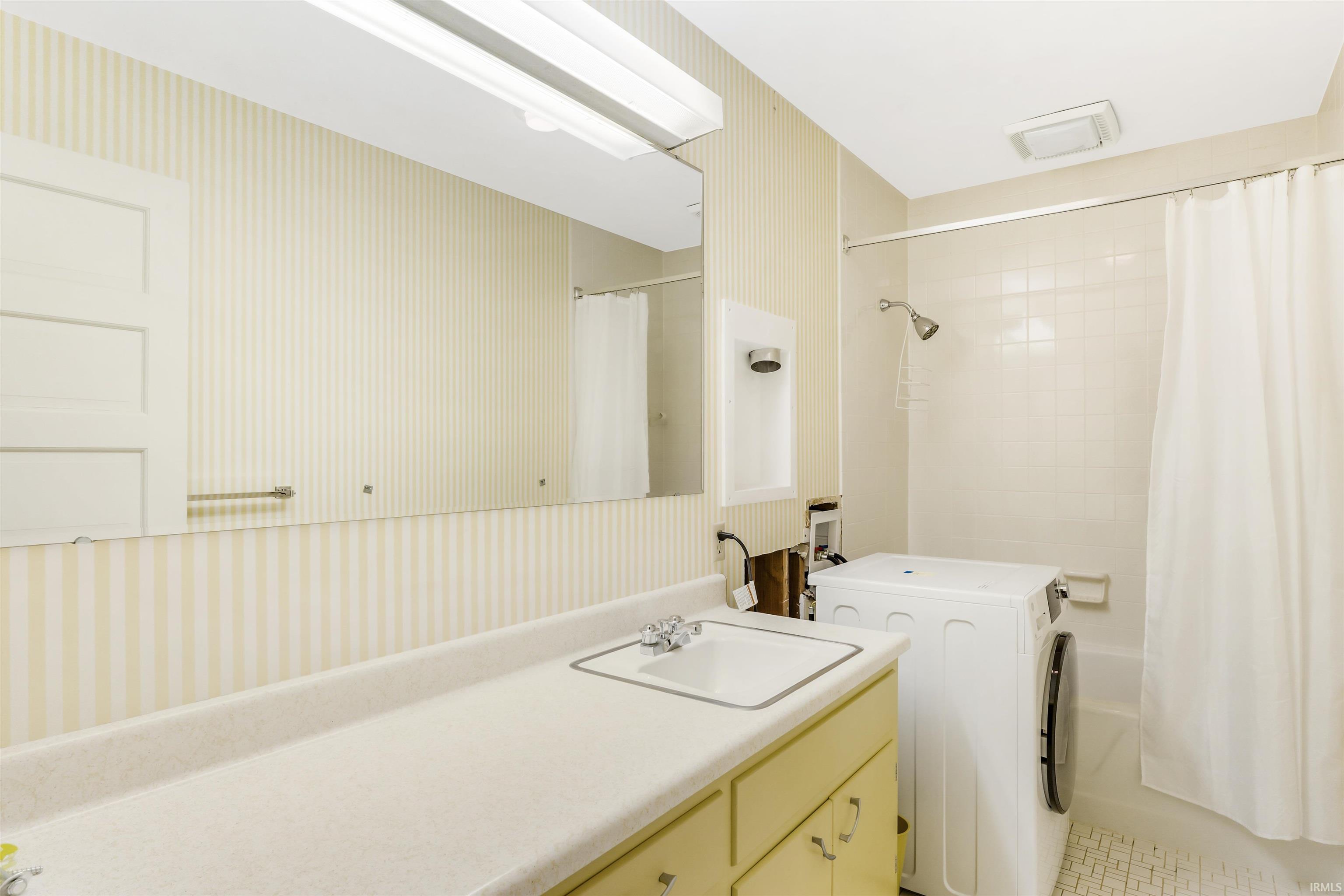 5035 Chaucer Road Fort Wayne, IN 46835 - Photo 22 of 36 Gallery Image 22