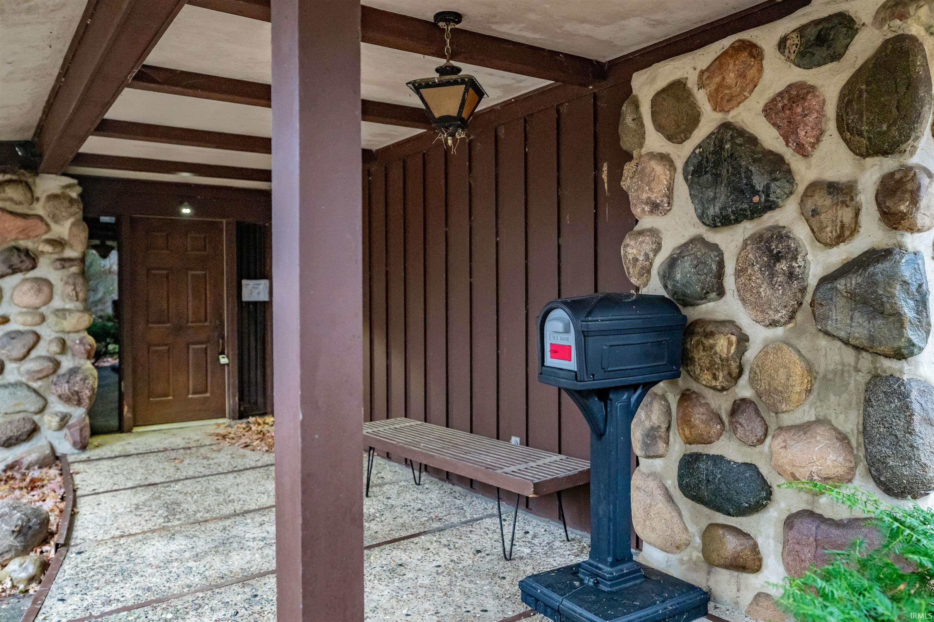 5035 Chaucer Road Fort Wayne, IN 46835 - Photo 3 of 36 Gallery Image 3