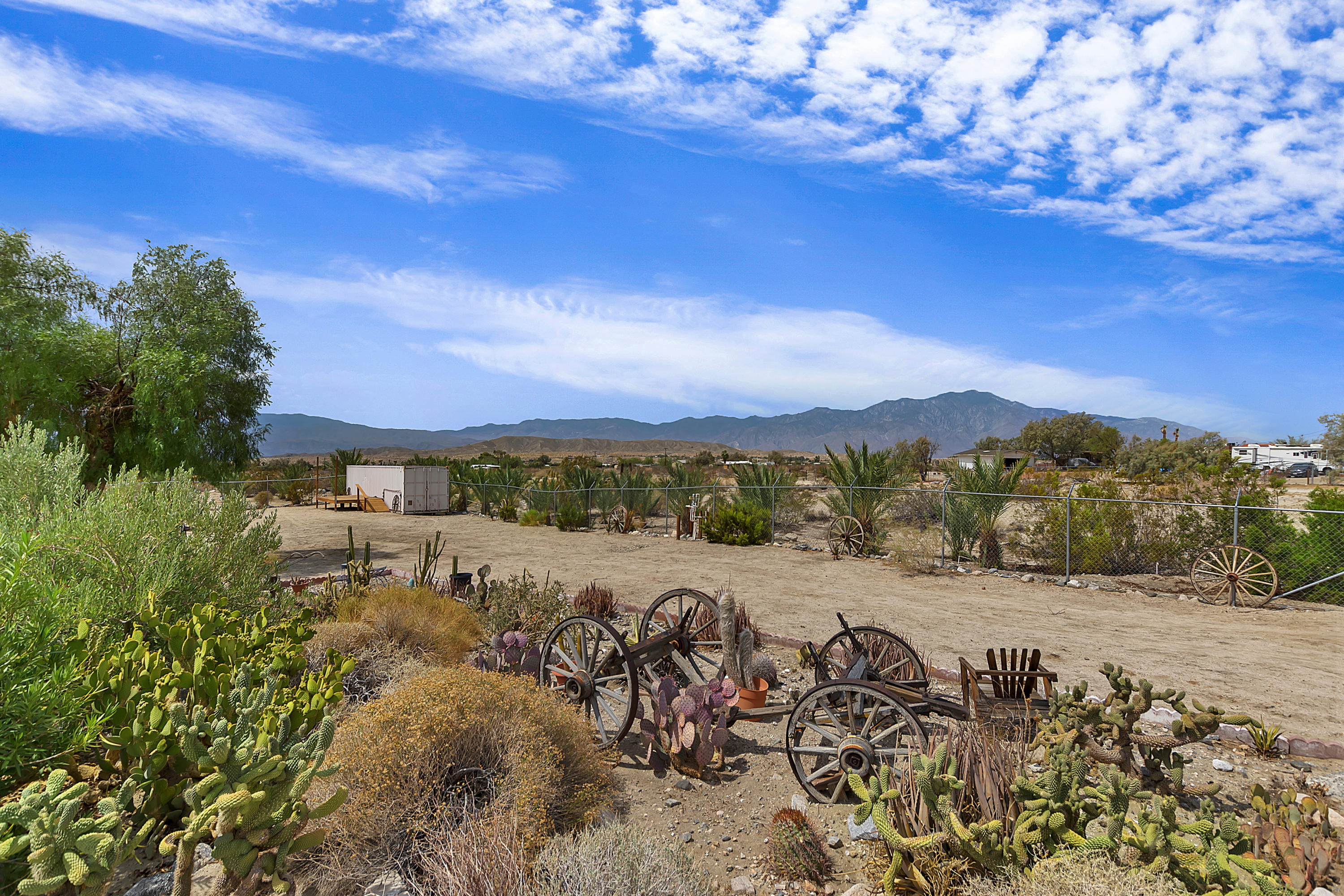 73315 Helms Road Desert Hot Springs, CA 92241 - Photo 40 of 41 a view of a outdoor space