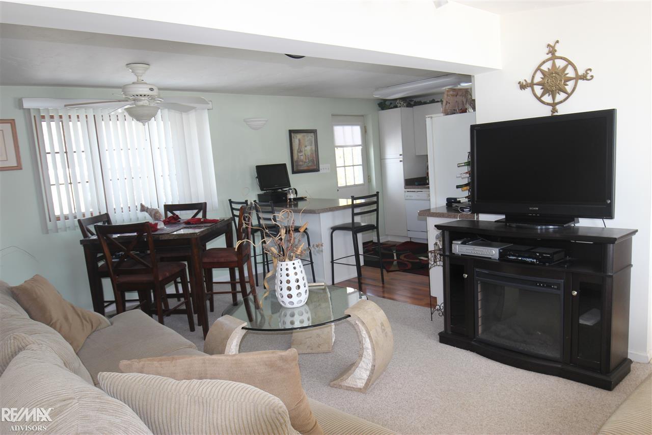 31730 North River Road Harrison Township, MI 48045 - Photo 24 of 57 50006907-23.JPG