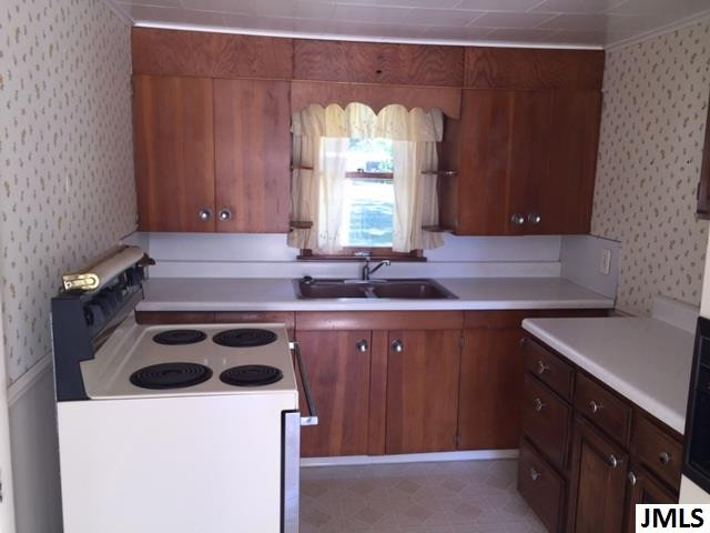 249 Ridgeway Road Jackson, MI 49201 - Photo 5 of 11 Photo 5