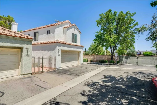 $379,000 | 37940 42nd Street East, Unit 129, Palmdale, CA 93552