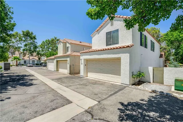$379,000 | 37940 42nd Street East, Unit 129, Palmdale, CA 93552