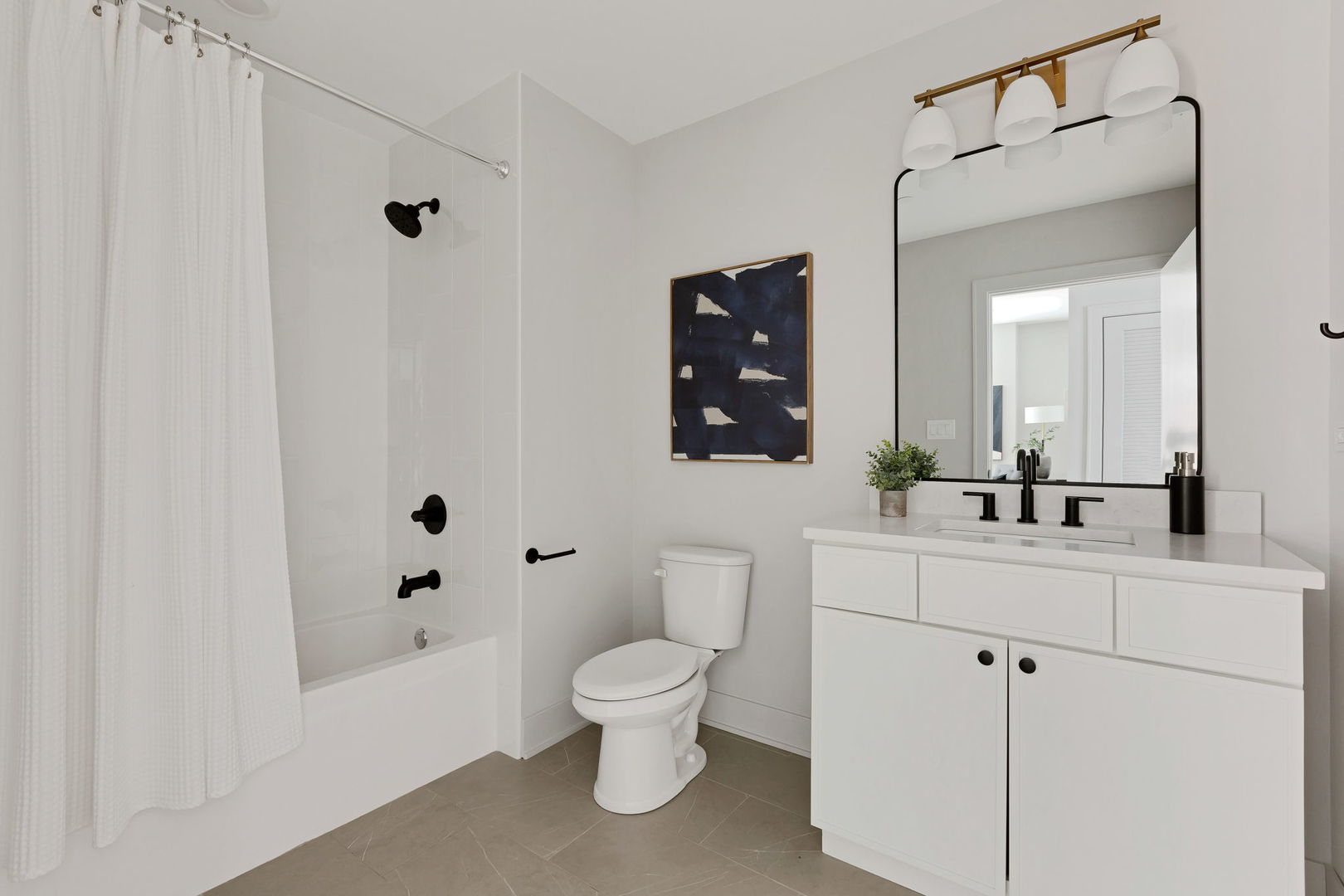 Undisclosed Address Chicago, IL 60613 - Photo 11 of 18