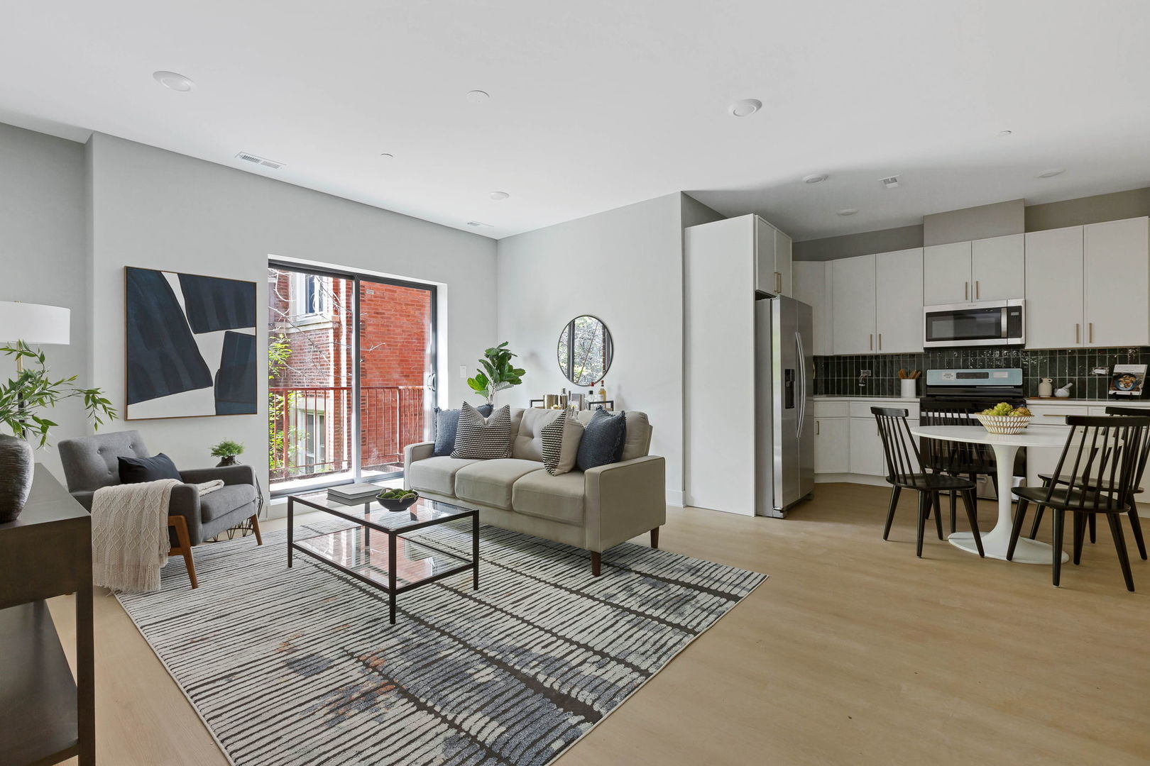 Undisclosed Address Chicago, IL 60613 - Photo 2 of 18