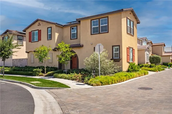 $799,900 | 2983 South Halton Paseo, Ontario, CA 91761