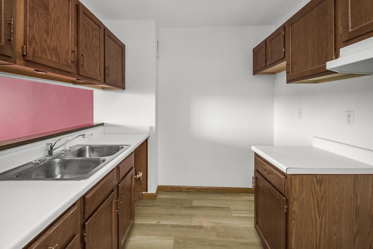 1181 Edgcumbe Road, Unit 406 St. Paul, MN 55105 - Photo 7 of 27