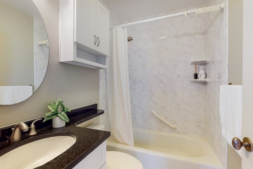 17 Follen Street, Unit 4 Boston, MA 02116 - Photo 11 of 16