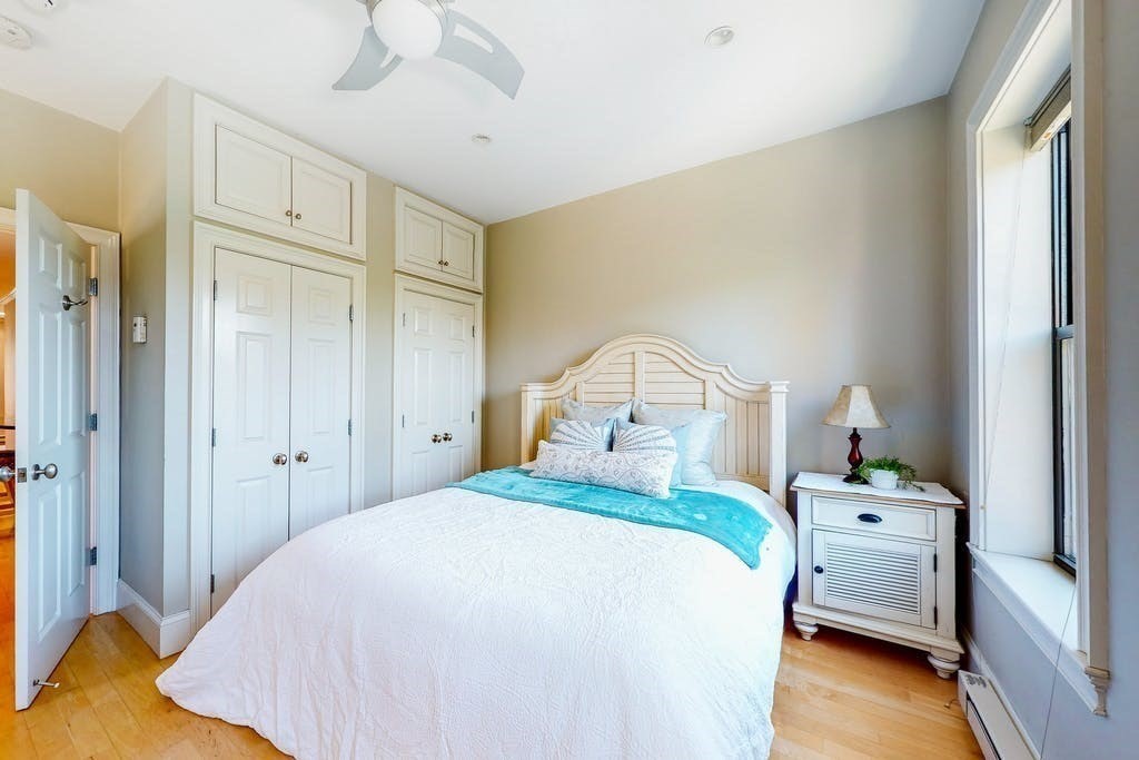 17 Follen Street, Unit 4 Boston, MA 02116 - Photo 7 of 16