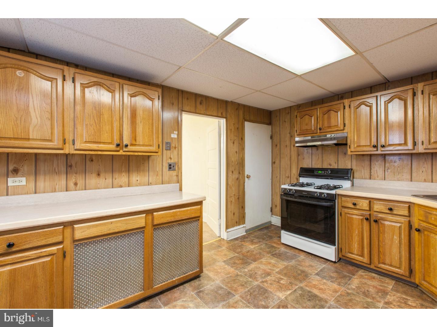 161 Simpson Road Ardmore, PA 19003 - Photo 9 of 15 Kitchen