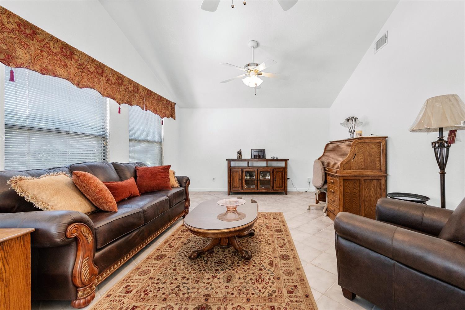 881 West Alamos Avenue Clovis, CA 93612 - Photo 15 of 32