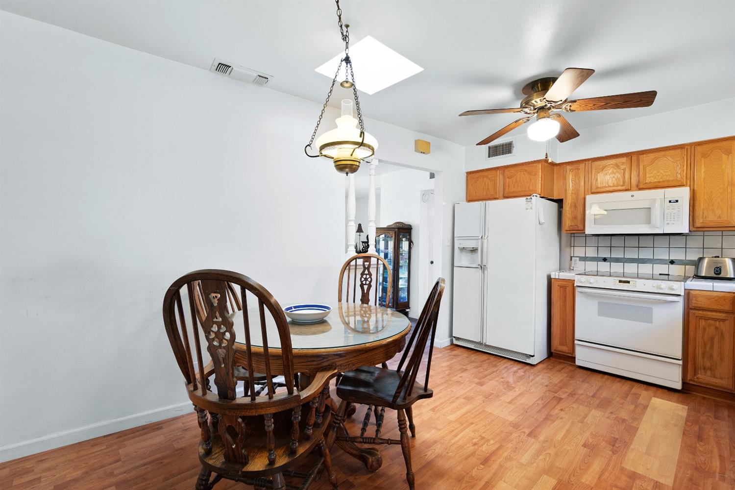 881 West Alamos Avenue Clovis, CA 93612 - Photo 16 of 32