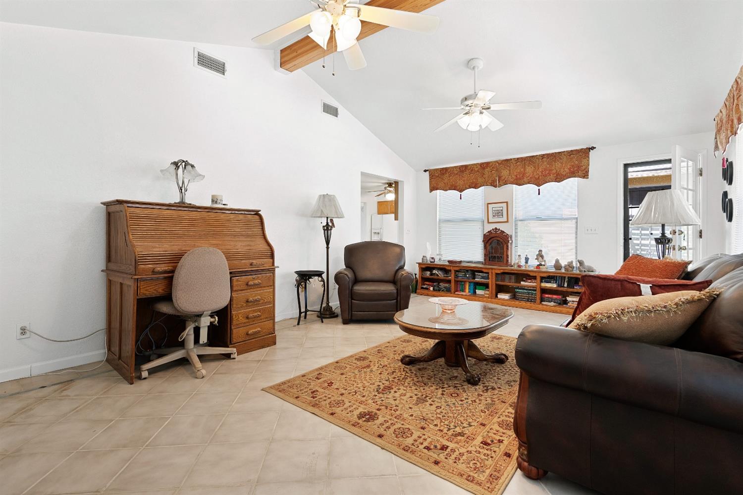 881 West Alamos Avenue Clovis, CA 93612 - Photo 18 of 32