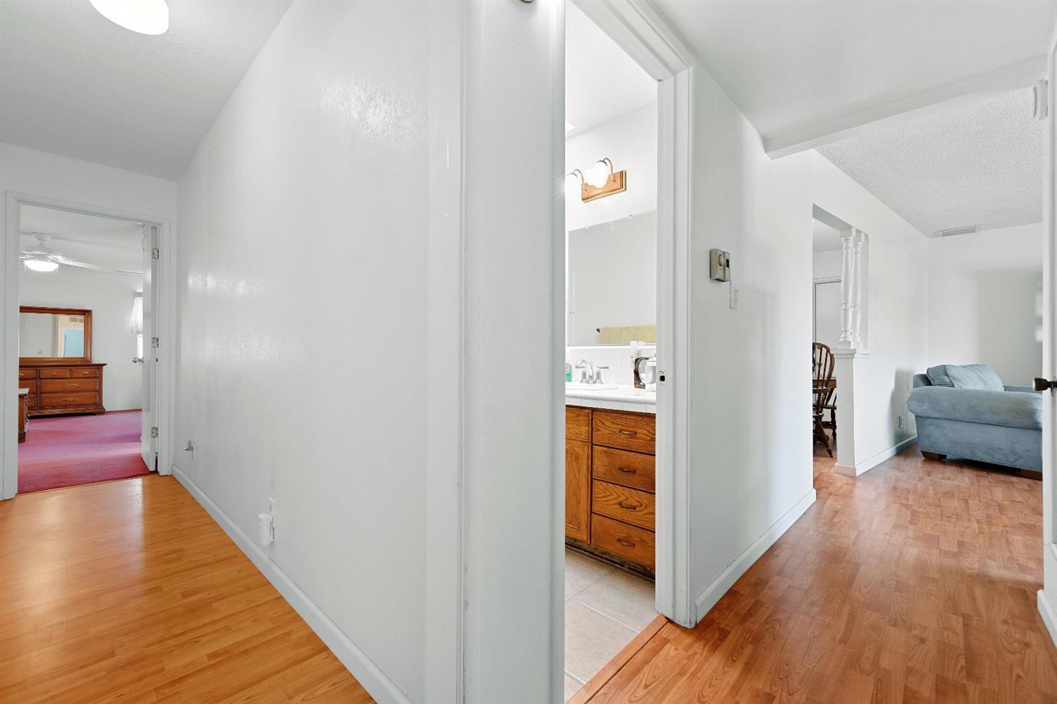 881 West Alamos Avenue Clovis, CA 93612 - Photo 21 of 32