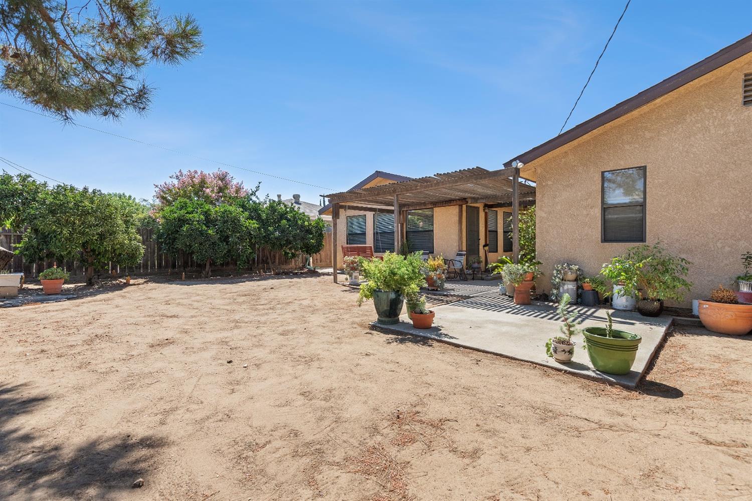 881 West Alamos Avenue Clovis, CA 93612 - Photo 32 of 32