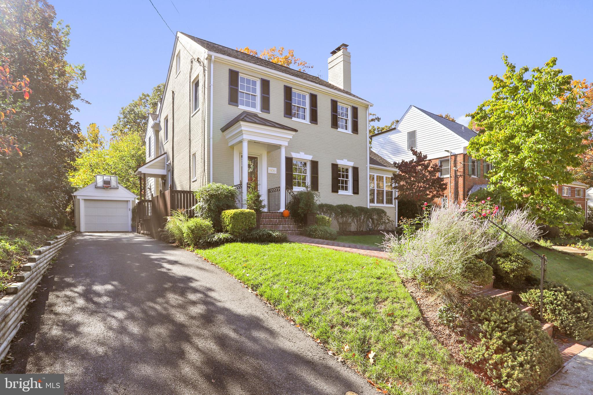 908 West Braddock Road Alexandria, VA 22302 - Photo 2 of 61 Front Exterior