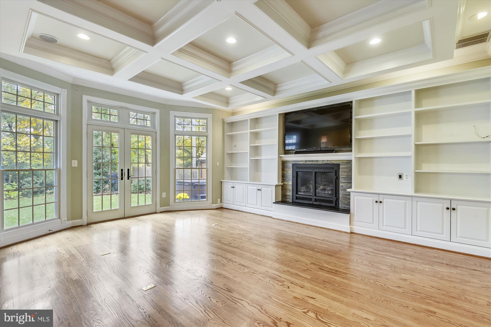 908 West Braddock Road Alexandria, VA 22302 - Photo 17 of 61 Family Room