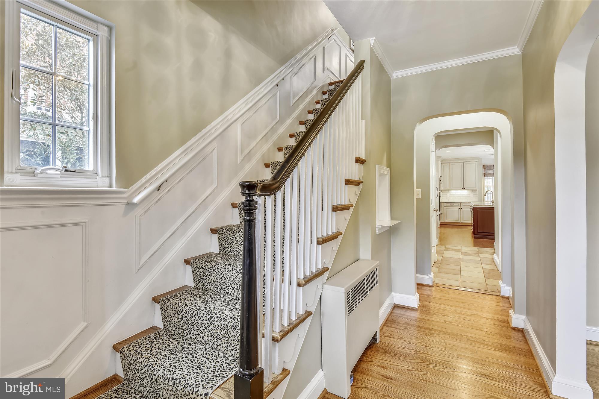908 West Braddock Road Alexandria, VA 22302 - Photo 4 of 61 Entry