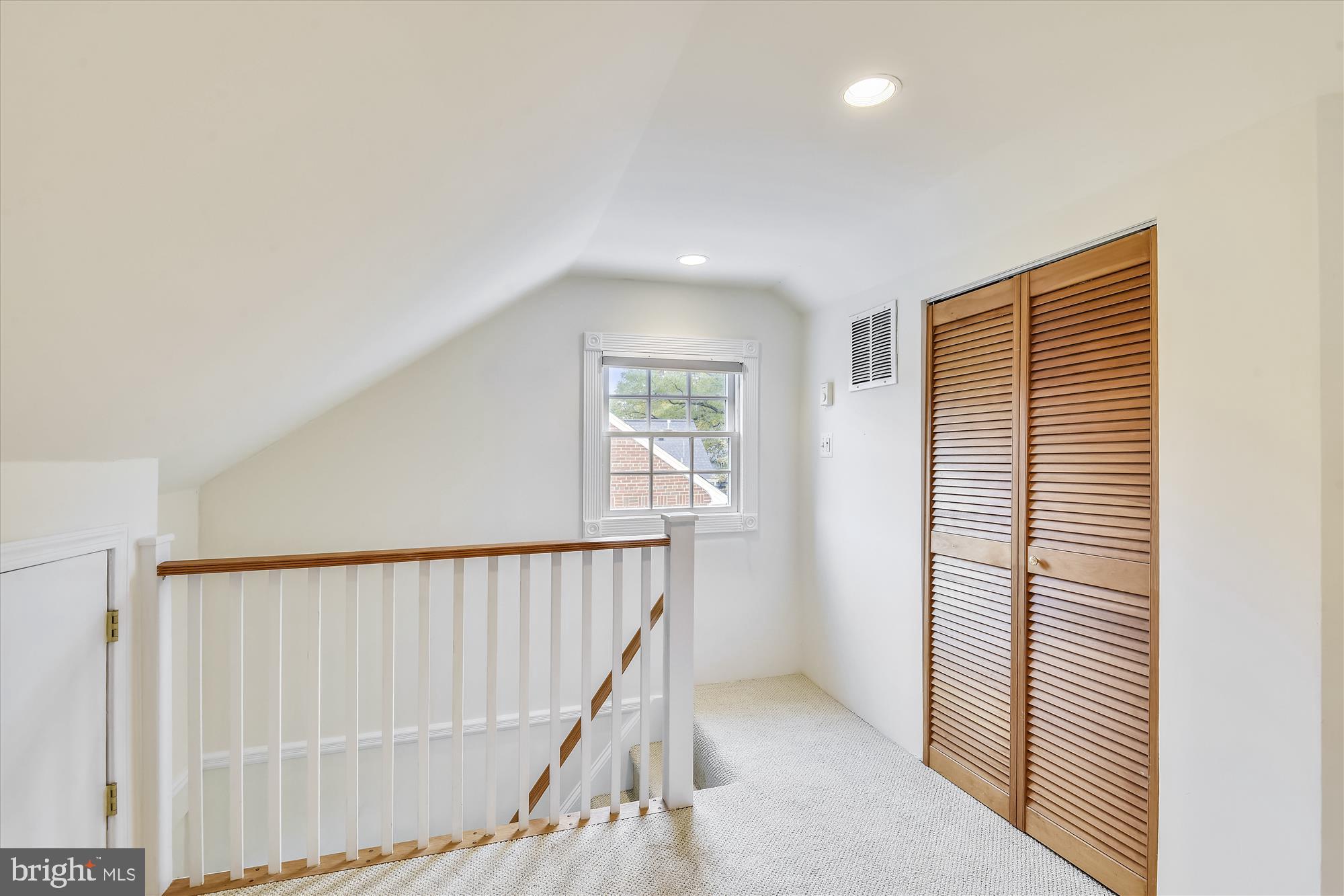 908 West Braddock Road Alexandria, VA 22302 - Photo 40 of 61 Upper Level 2