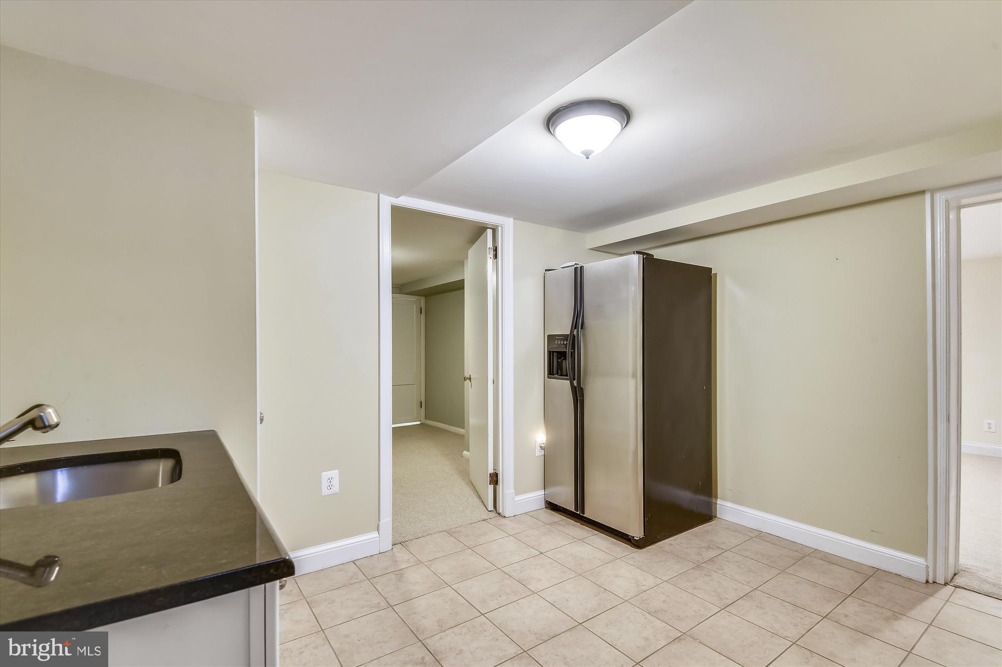 908 West Braddock Road Alexandria, VA 22302 - Photo 51 of 61 Kitchenette on Lower Level