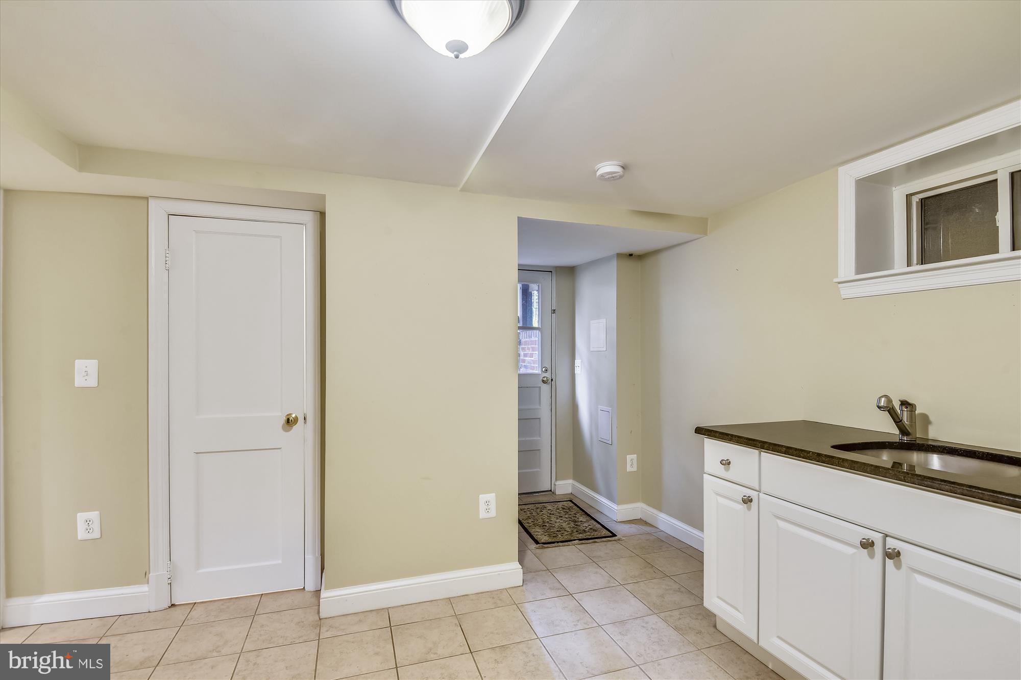 908 West Braddock Road Alexandria, VA 22302 - Photo 52 of 61 Kitchenette on Lower Level