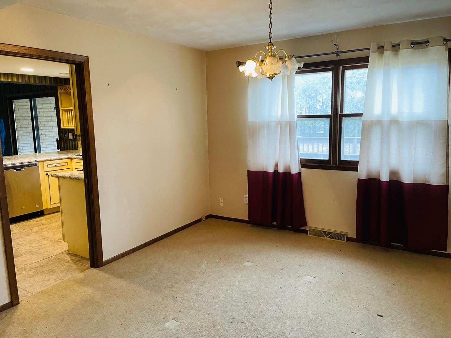 2013 Hickory Street Waukegan, IL 60087 - Photo 10 of 25 an empty room with windows and entrance
