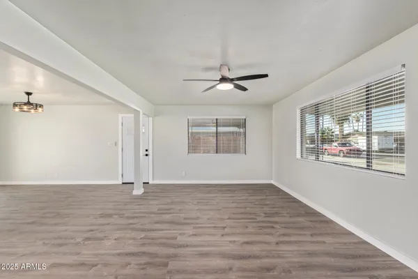 $375,000 | 335 South Harris Drive, Mesa, AZ 85204