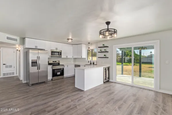 $375,000 | 335 South Harris Drive, Mesa, AZ 85204