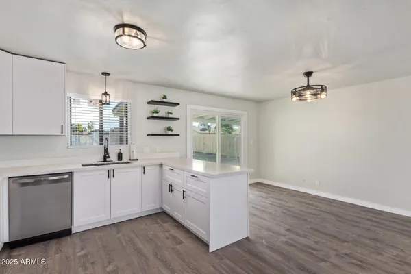$375,000 | 335 South Harris Drive, Mesa, AZ 85204