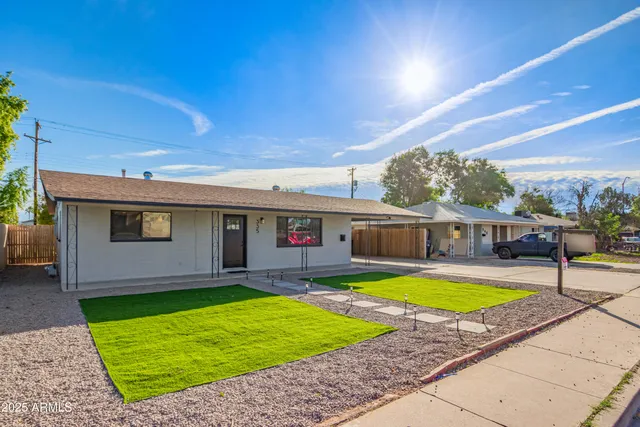 $389,900 | 335 South Harris Drive, Mesa, AZ 85204