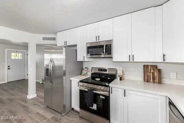 $375,000 | 335 South Harris Drive, Mesa, AZ 85204