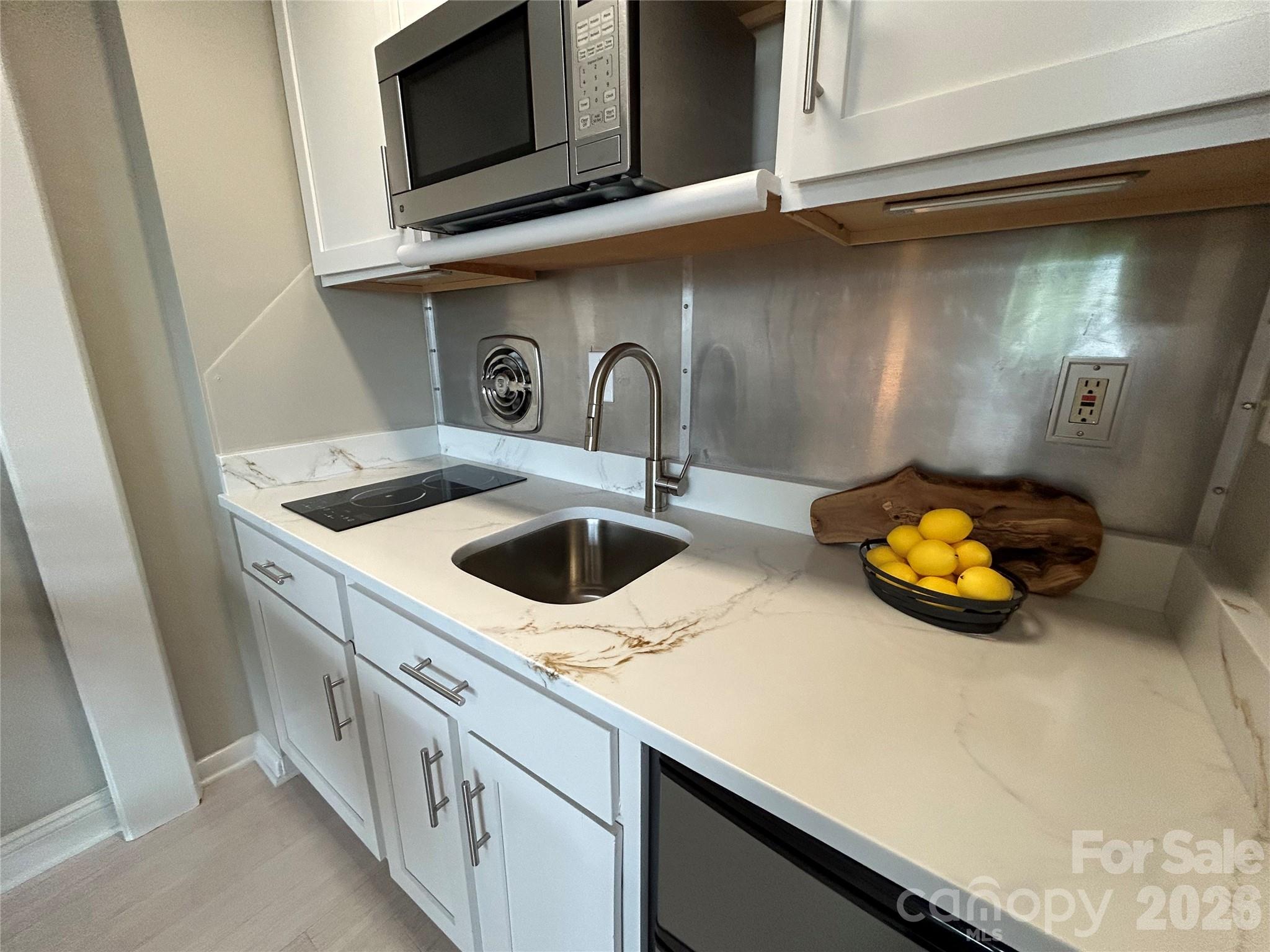 1300 Reece Road, Unit 300 Charlotte, NC 28209 - Photo 12 of 24 Gallery Image 12