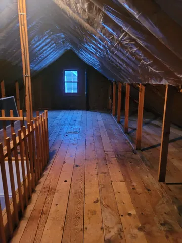 $179,900 | 710 East 5th Street, Redwood Falls, MN 56283