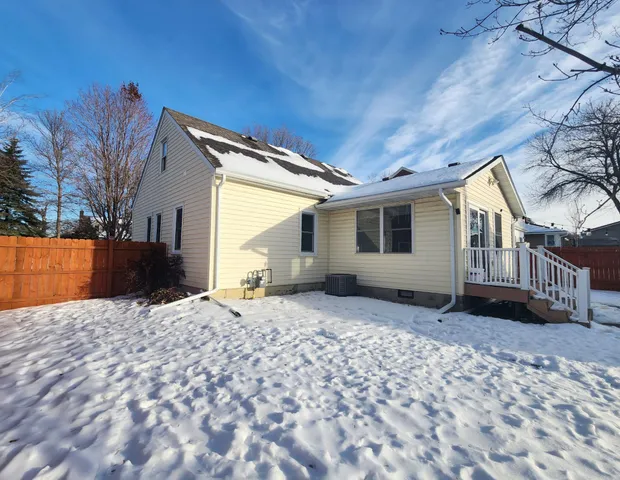 $179,900 | 710 East 5th Street, Redwood Falls, MN 56283