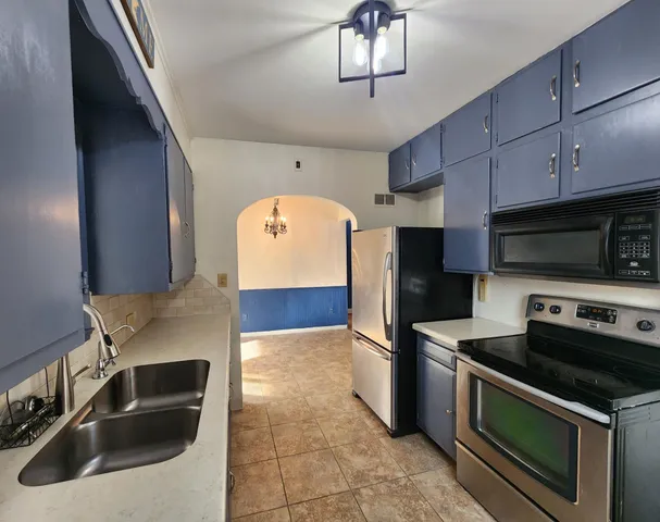 $179,900 | 710 East 5th Street, Redwood Falls, MN 56283