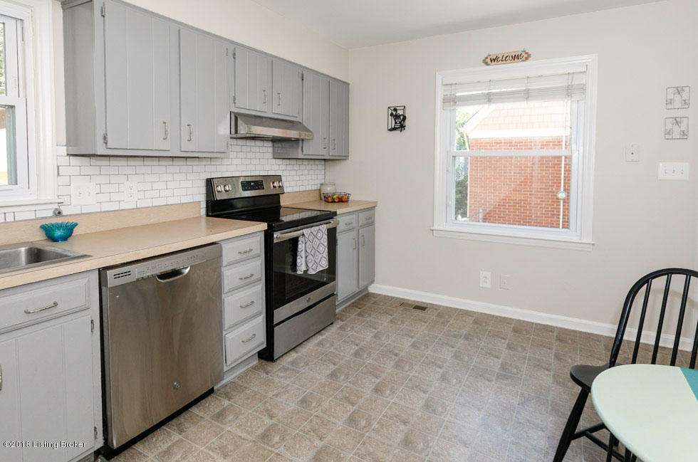3035 Rosedale Boulevard Louisville, KY 40220 - Photo 28 of 50 028