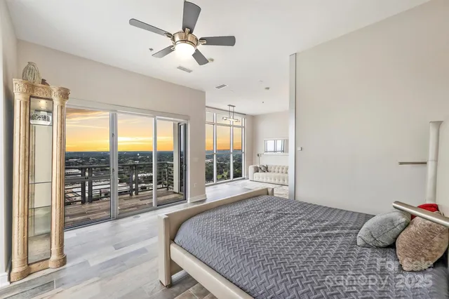 $3,275,000 | 333 West Trade Street, Unit 2704, Charlotte, NC 28202