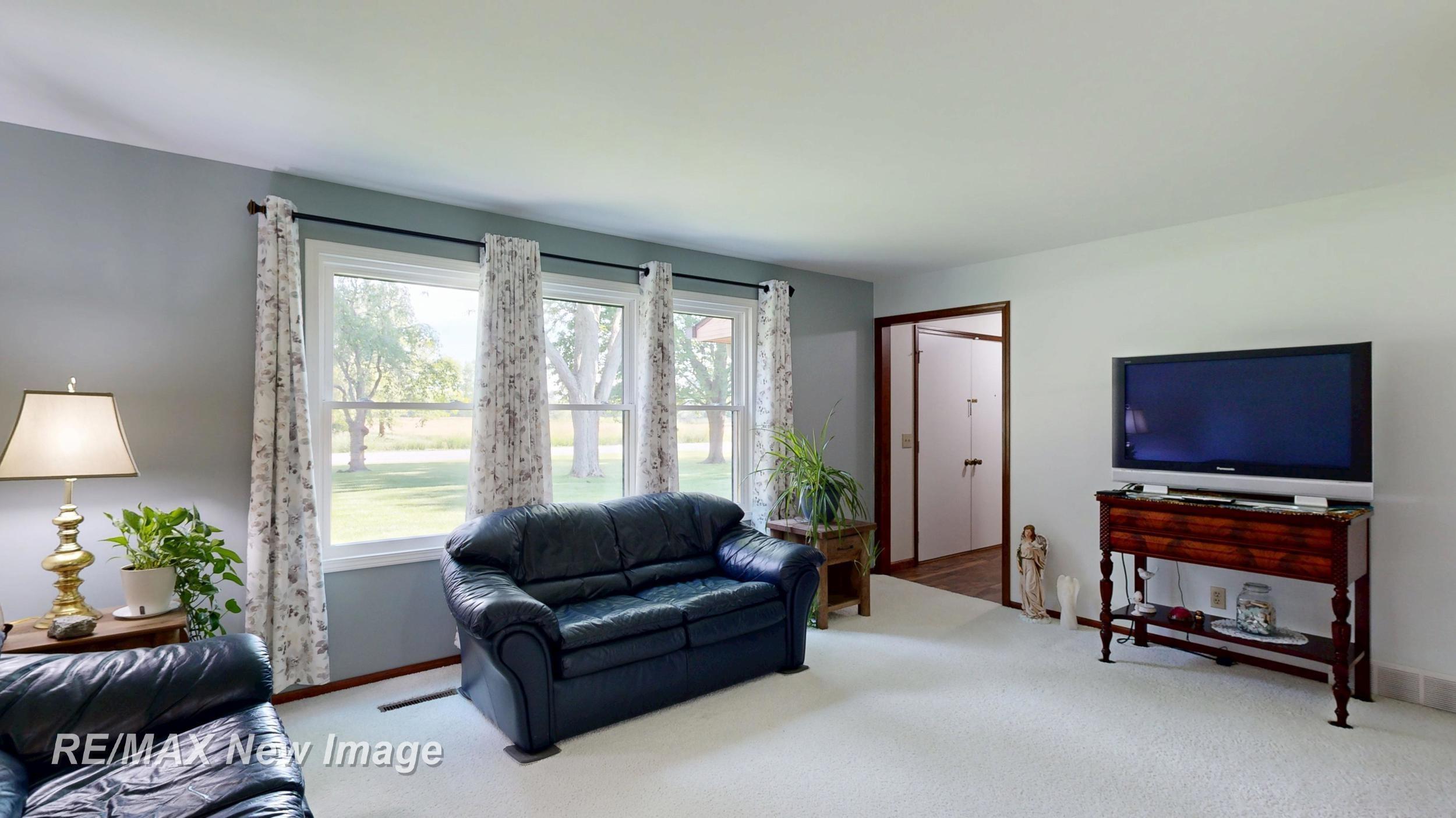 6180 West Freeland Road Freeland, MI 48623 - Photo 10 of 60