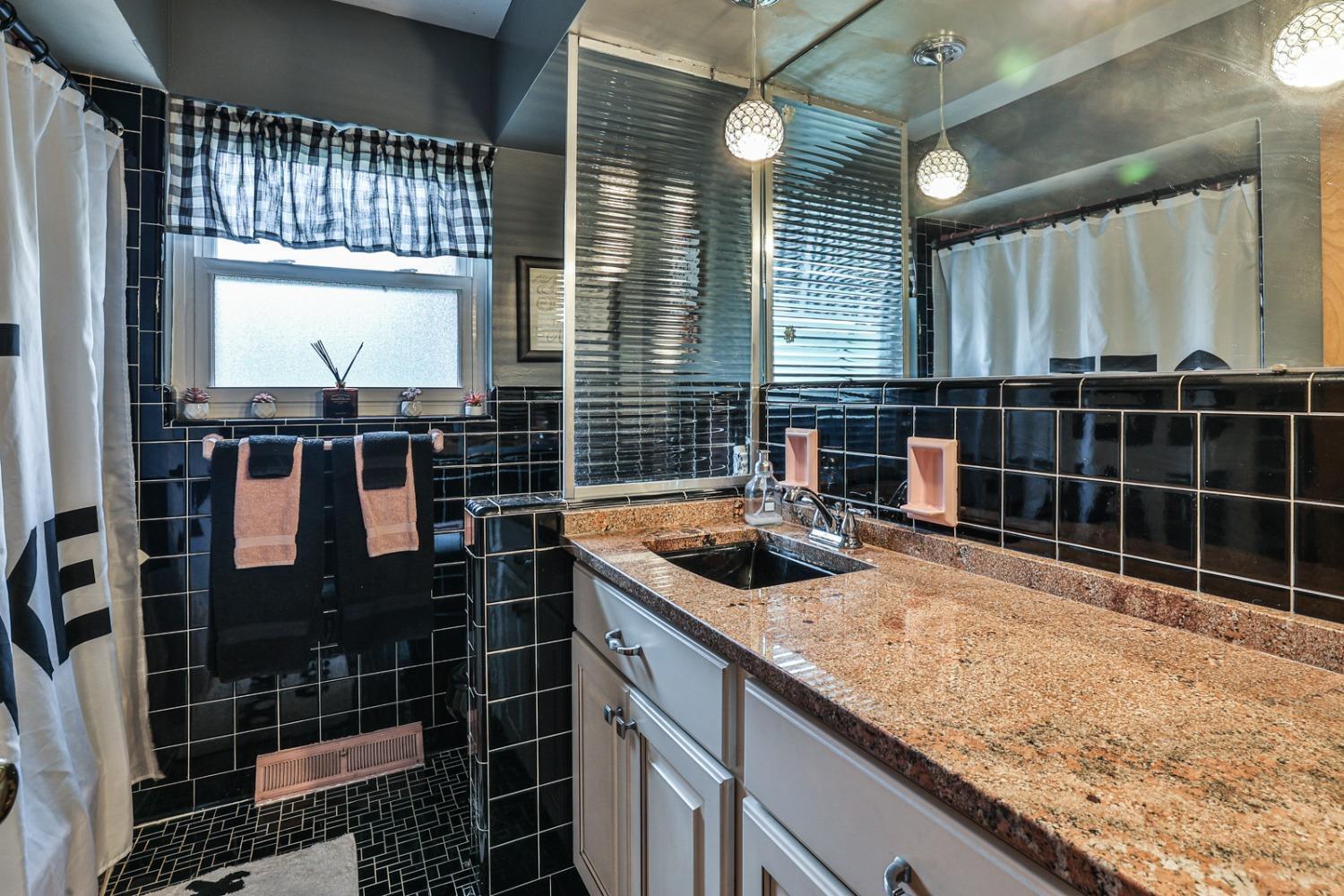 4560 Hunt Road Blue Ash, OH 45242 - Photo 18 of 26 Gallery Image 18