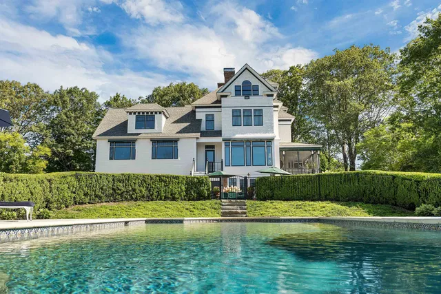 $2,995,000 | 222 North Main Street, Wolfeboro, NH 03894