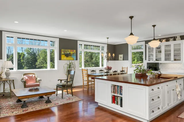 $2,995,000 | 222 North Main Street, Wolfeboro, NH 03894