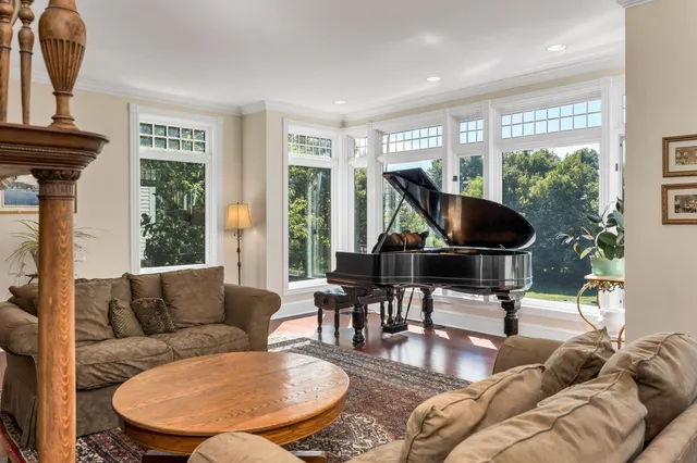 $2,995,000 | 222 North Main Street, Wolfeboro, NH 03894