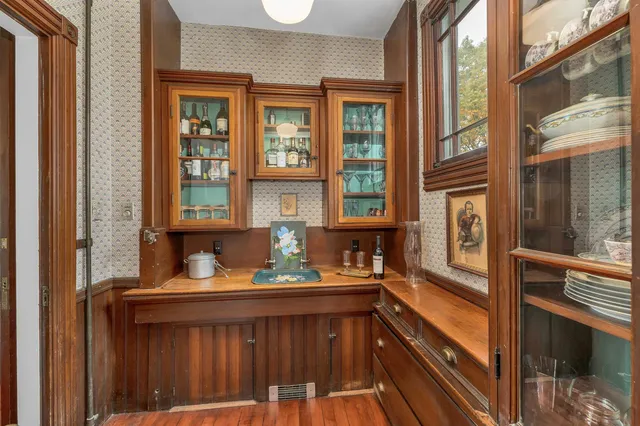 $2,995,000 | 222 North Main Street, Wolfeboro, NH 03894