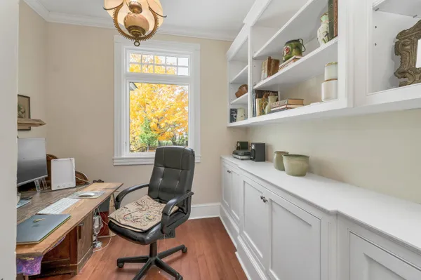 $2,995,000 | 222 North Main Street, Wolfeboro, NH 03894