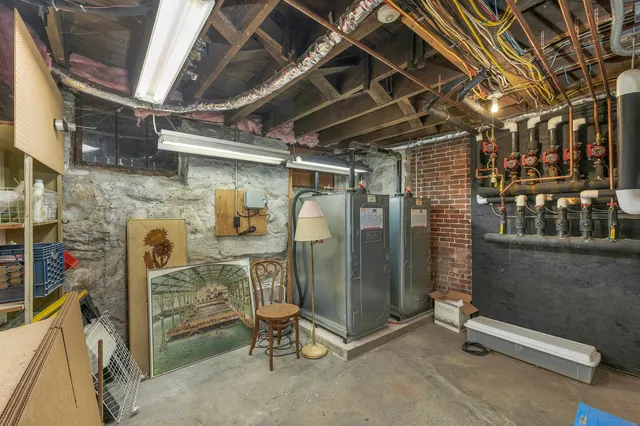 $2,995,000 | 222 North Main Street, Wolfeboro, NH 03894